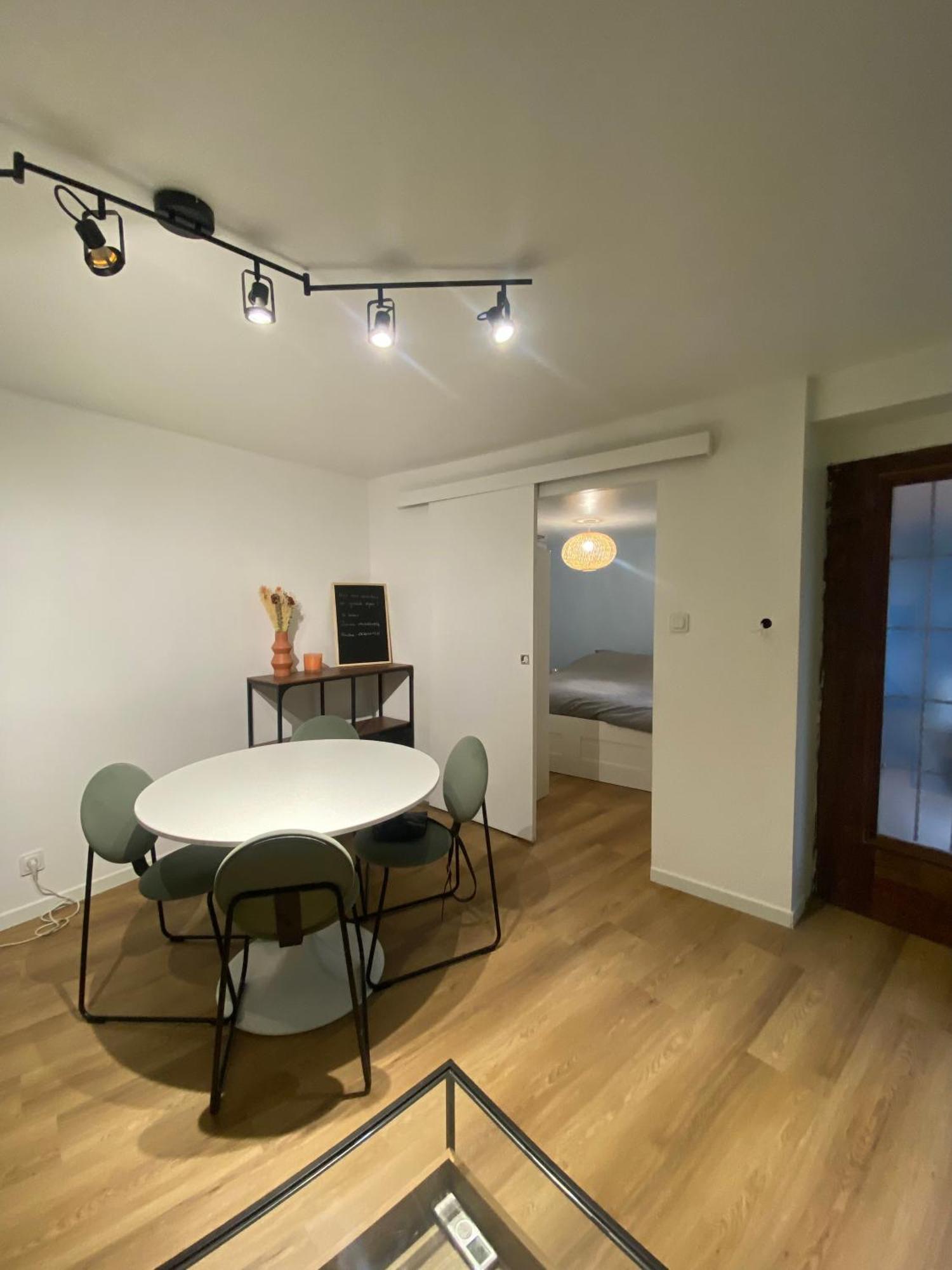 Ferienwohnung Charmant T2 Proche Arenes Nîmes Exterior foto